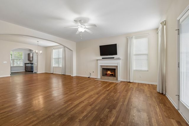 1075 Riverwood Village Blvd, Hermitage, TN 37076