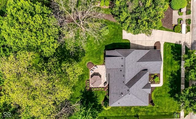 12474 Shadow Cove Way, Carmel, IN 46033