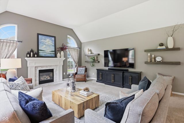 12474 Shadow Cove Way, Carmel, IN 46033