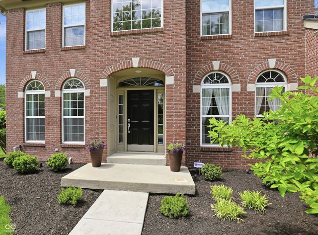 12474 Shadow Cove Way, Carmel, IN 46033