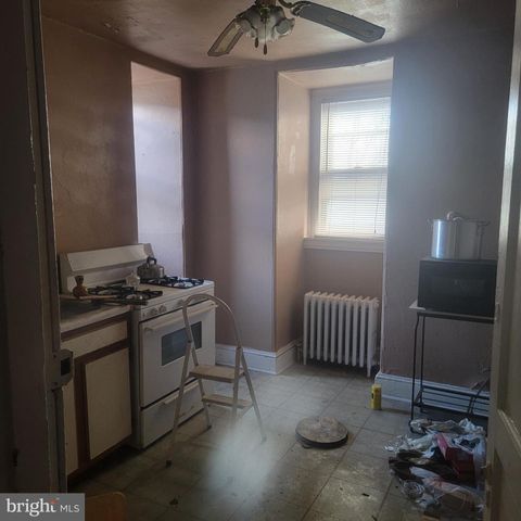 324 W EARLHAM TER, Philadelphia, PA 19144