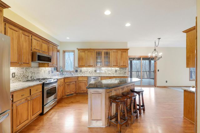 17685 79th Place N, Maple Grove, MN 55311