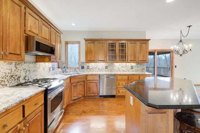 17685 79th Place N, Maple Grove, MN 55311