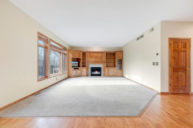 17685 79th Place N, Maple Grove, MN 55311