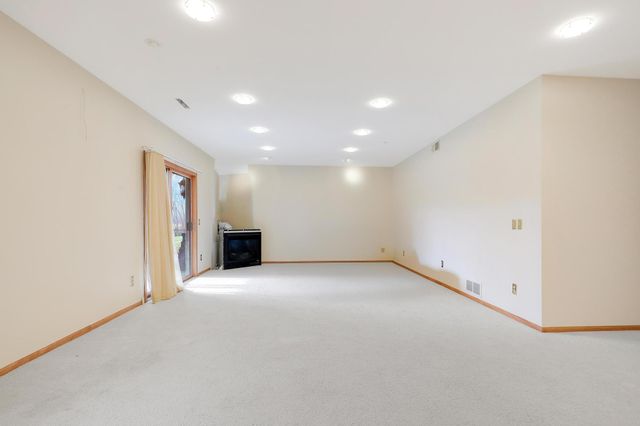 17685 79th Place N, Maple Grove, MN 55311