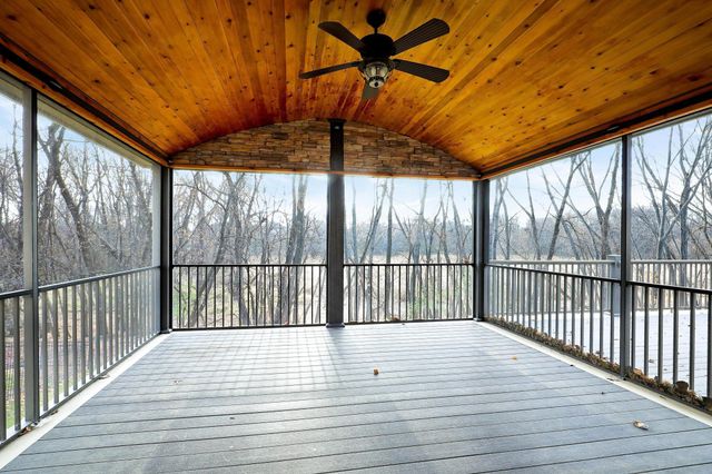 17685 79th Place N, Maple Grove, MN 55311