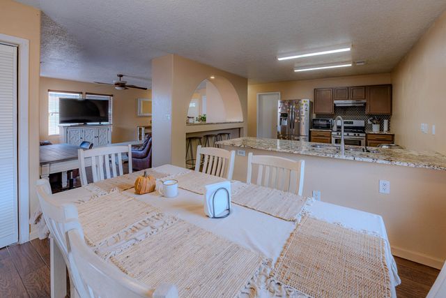 9709 Torriso Court SW, Albuquerque, NM 87121