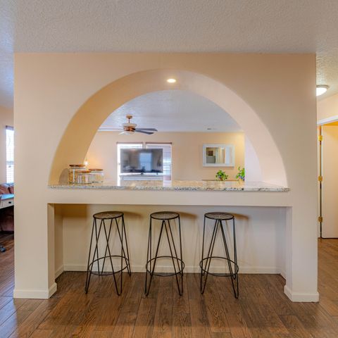 9709 Torriso Court SW, Albuquerque, NM 87121