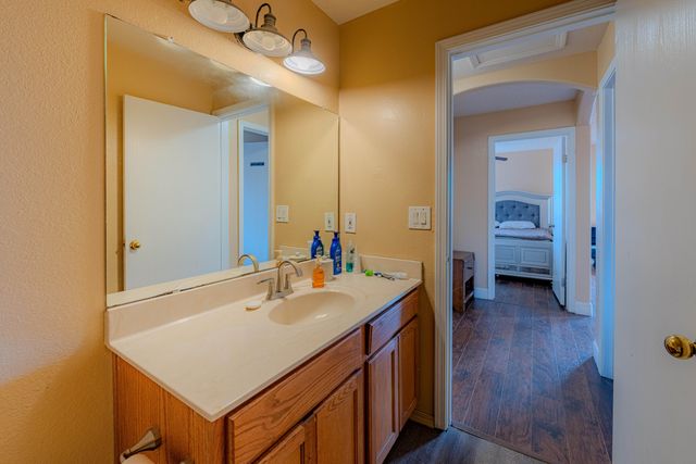 9709 Torriso Court SW, Albuquerque, NM 87121