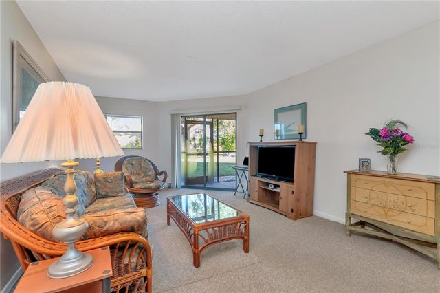 11485 OAKHURST ROAD A105, Largo, FL 33774