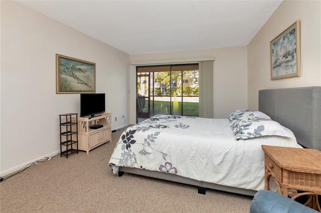 11485 OAKHURST ROAD A105, Largo, FL 33774