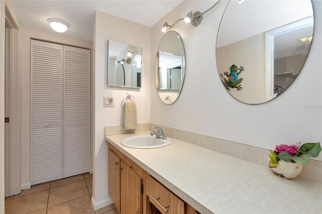 11485 OAKHURST ROAD A105, Largo, FL 33774