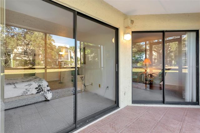 11485 OAKHURST ROAD A105, Largo, FL 33774