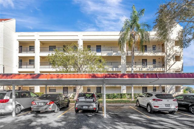 11485 OAKHURST ROAD A105, Largo, FL 33774