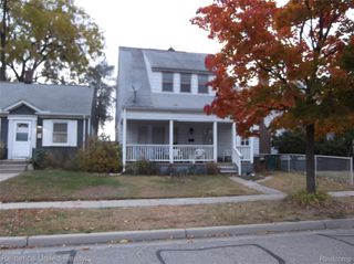 202 W Bennett Avenue, Ferndale, MI 48220