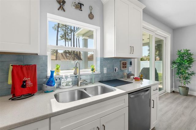 14 BANNERWOOD LANE, Palm Coast, FL 32137