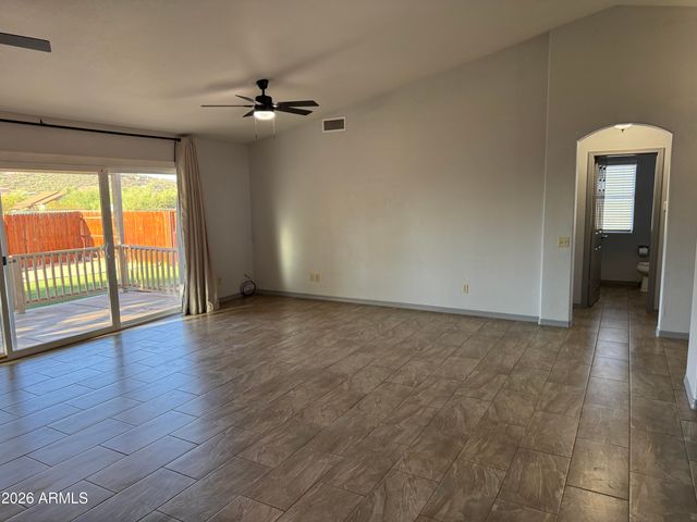 2707 W IRVINE Road, Phoenix, AZ 85086