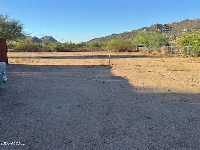 2707 W IRVINE Road, Phoenix, AZ 85086