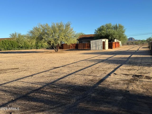 2707 W IRVINE Road, Phoenix, AZ 85086