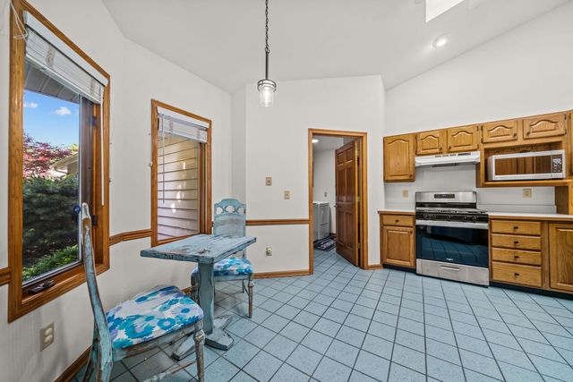 511 Trading Post Trail, Rockton, IL 61072