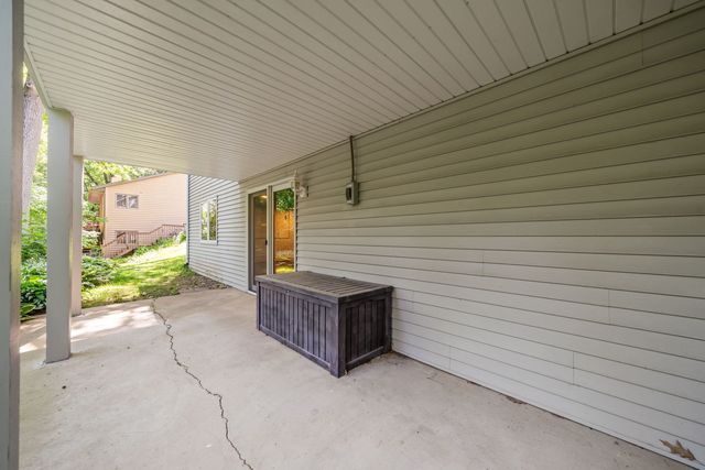 511 Trading Post Trail, Rockton, IL 61072