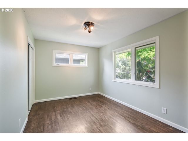 2017 28TH Ave, Longview, WA 98632