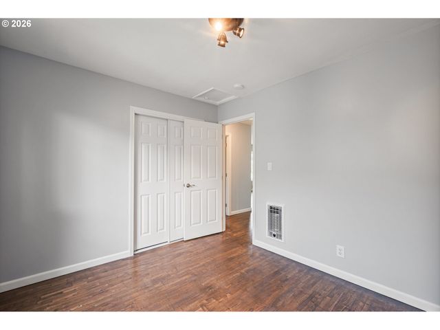 2017 28TH Ave, Longview, WA 98632