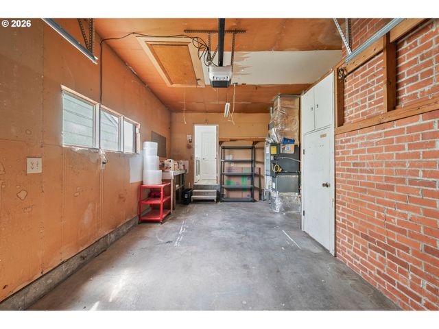 2017 28TH Ave, Longview, WA 98632