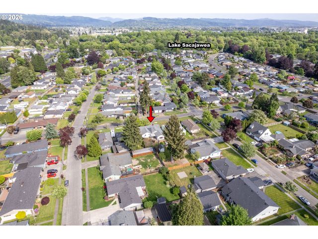 2017 28TH Ave, Longview, WA 98632