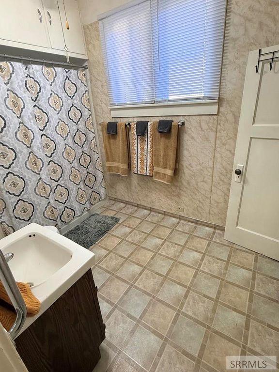 Image 17 of property listing at 317 3rd Street, Ashton, ID 83420