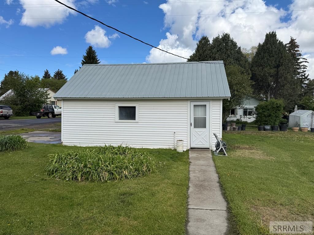 Image 47 of property listing at 317 3rd Street, Ashton, ID 83420