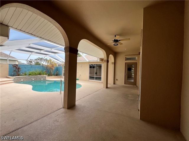 932 SW 4th AVE, Cape Coral, FL 33991