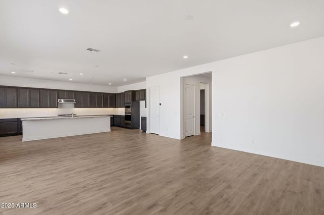 3390 W SUNSTONE Drive, San Tan Valley, AZ 85144