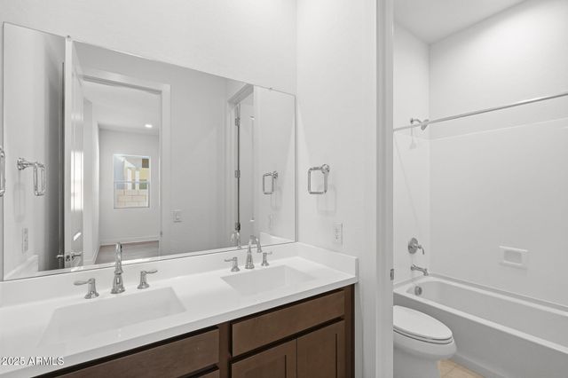 3390 W SUNSTONE Drive, San Tan Valley, AZ 85144