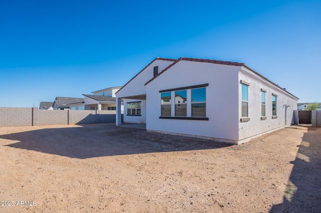 3390 W SUNSTONE Drive, San Tan Valley, AZ 85144