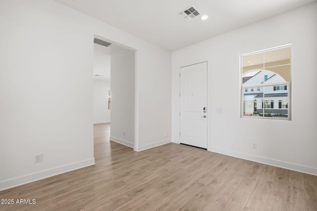 3390 W SUNSTONE Drive, San Tan Valley, AZ 85144