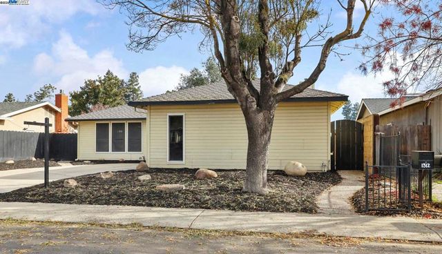 1312 1312 Wylmawood Ln, Modesto, CA 95355