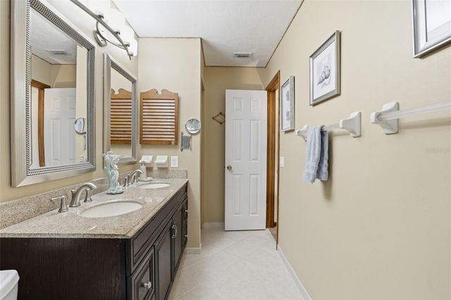 710 SW 77TH TERRACE, Gainesville, FL 32607