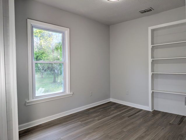 815 E Grundy St, Tullahoma, TN 37388