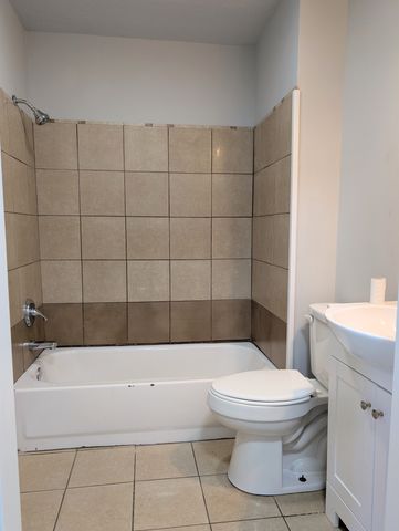 815 E Grundy St, Tullahoma, TN 37388
