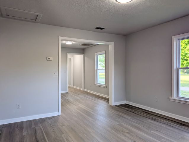 815 E Grundy St, Tullahoma, TN 37388