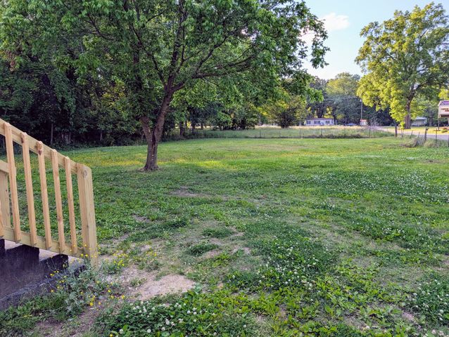 815 E Grundy St, Tullahoma, TN 37388