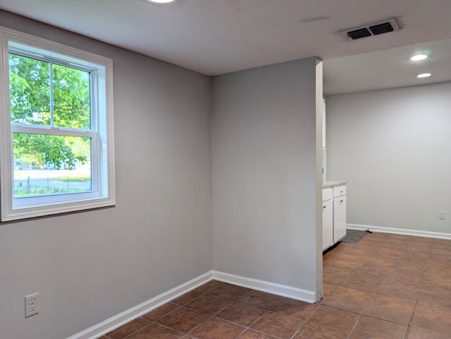 815 E Grundy St, Tullahoma, TN 37388