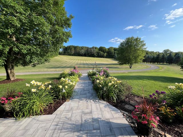 7526 Turner Road, Independence, MN 55359