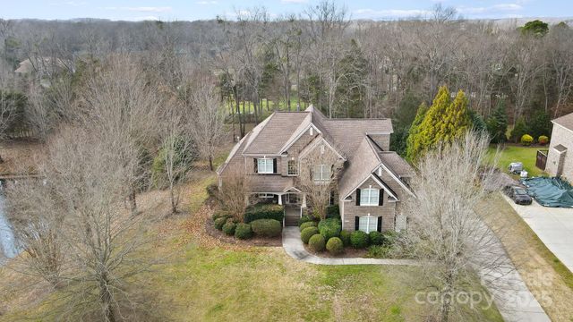 2016 Autumn Blossom Lane, Waxhaw, NC 28173