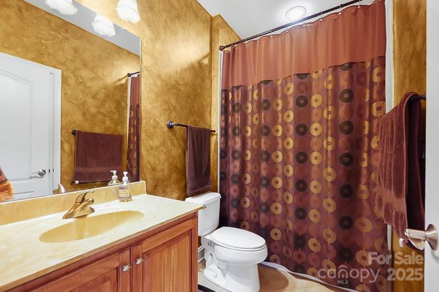 2016 Autumn Blossom Lane, Waxhaw, NC 28173