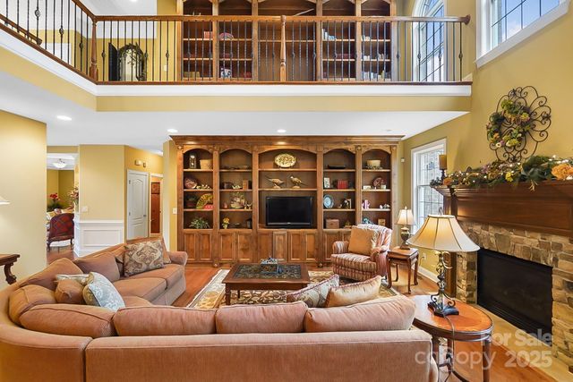 2016 Autumn Blossom Lane, Waxhaw, NC 28173