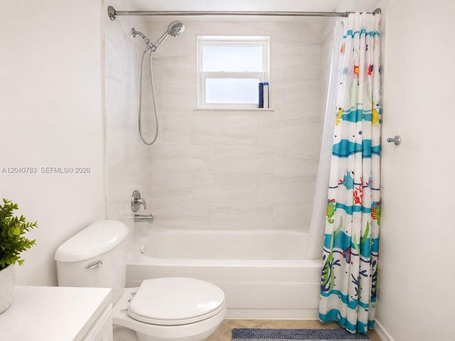 300 NE 12th Ave 606, Hallandale Beach, FL 33009