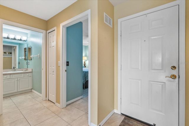 5764 SABAL TRACE DRIVE 2B5764, North Port, FL 34287