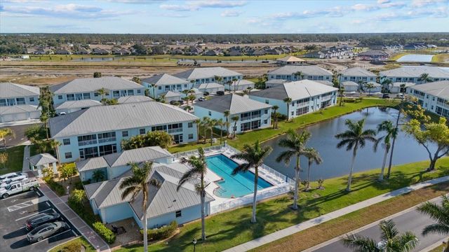 5764 SABAL TRACE DRIVE 2B5764, North Port, FL 34287